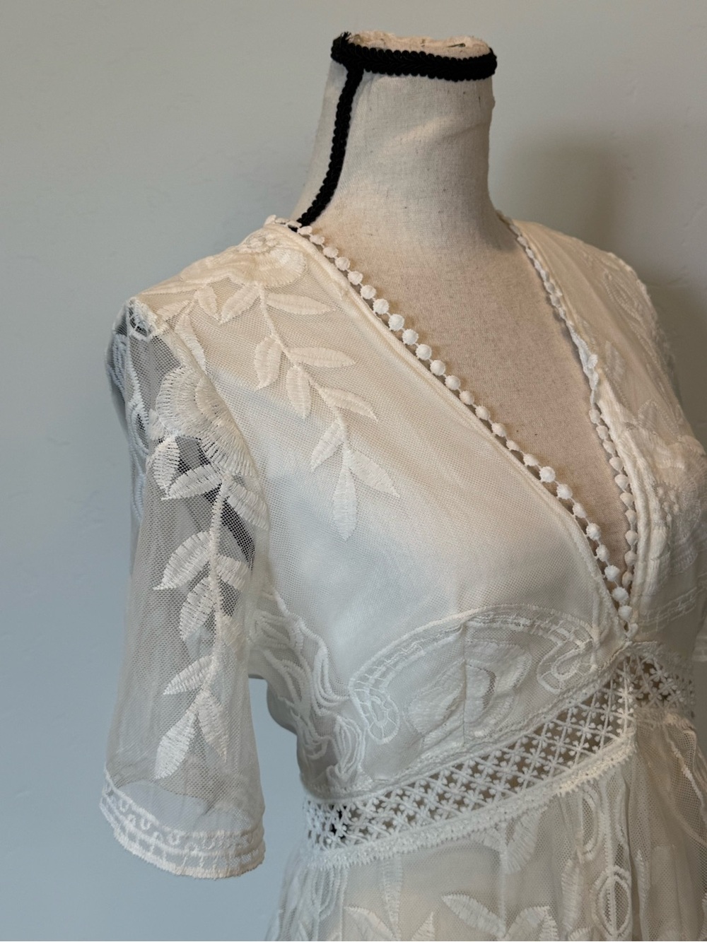 Boho White Embroidered Lace Maxi Dress Sheer Mesh Overlay Cottagecore Medium - Picture 3 of 13